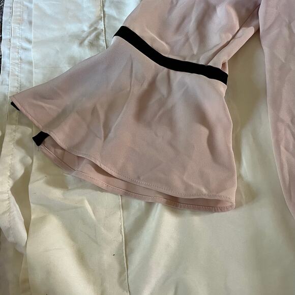 NWT Calvin Klein Pink Bell Sleeve Blouse Sz XL Work Career Office - Picture 4 of 7